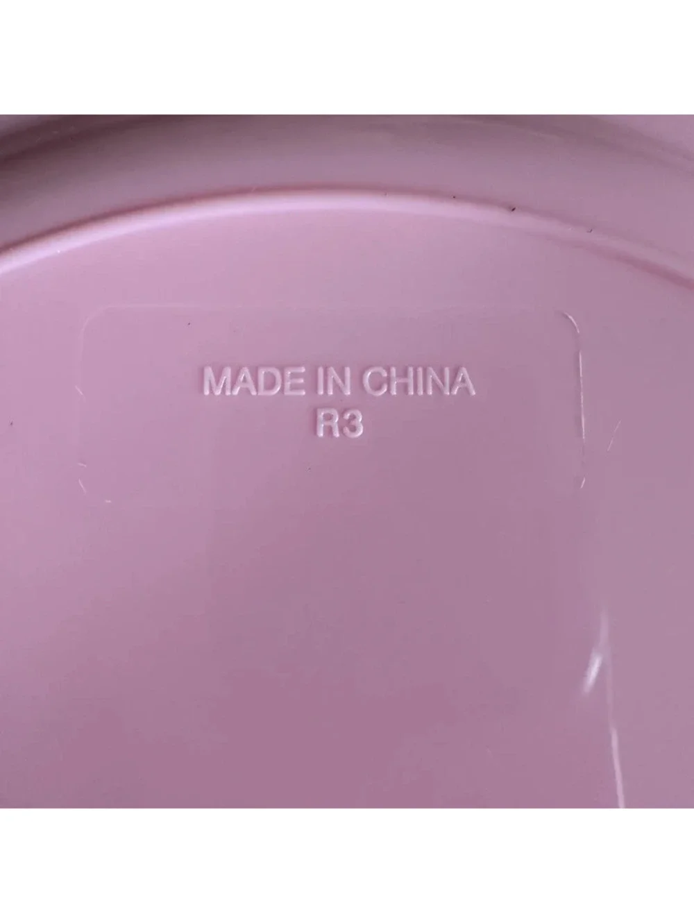 Set of 11 Pastel Scalloped Plastic Dessert Plates 7.5